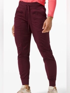 Lululemon Women's Burgundy High-Rise Jogger Pants - Slim Fit Size 4